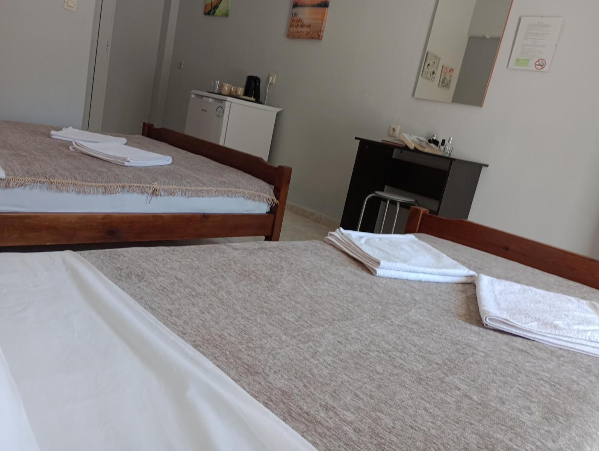 House Georgia Apartment Kallithea  Bagian luar foto
