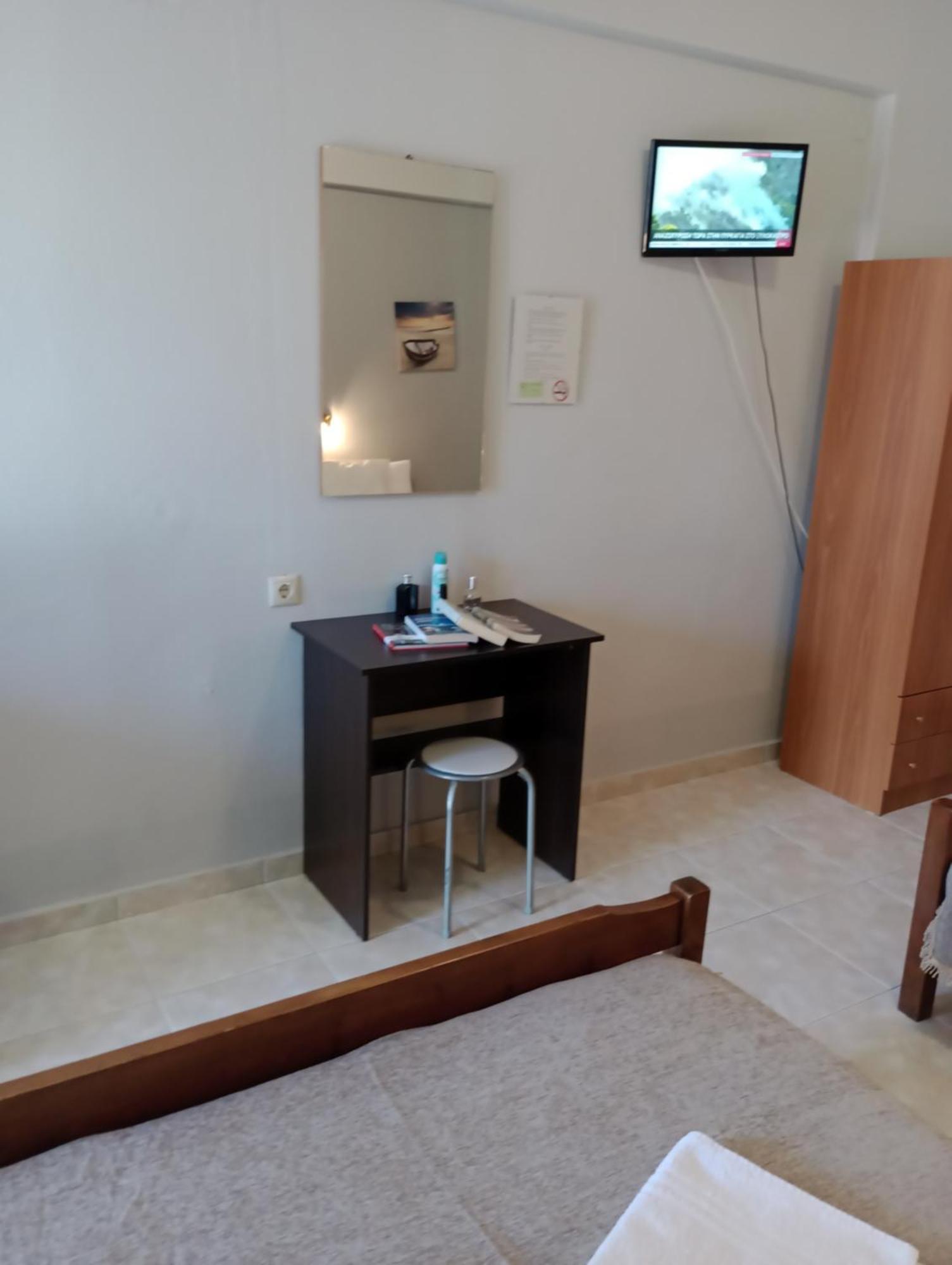 House Georgia Apartment Kallithea  Bagian luar foto