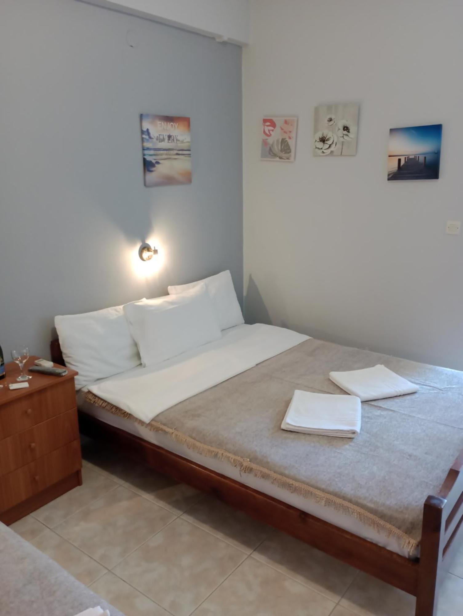 House Georgia Apartment Kallithea  Bagian luar foto